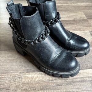 Black Chain-Trim Women's Chelsea Boots